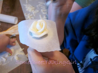 Personal Progress- Cake Decorating Yum!