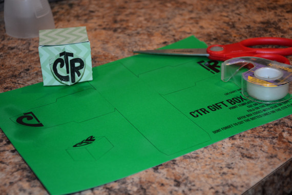 CTR gift box pattern