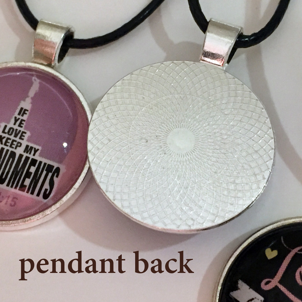 pendant-back